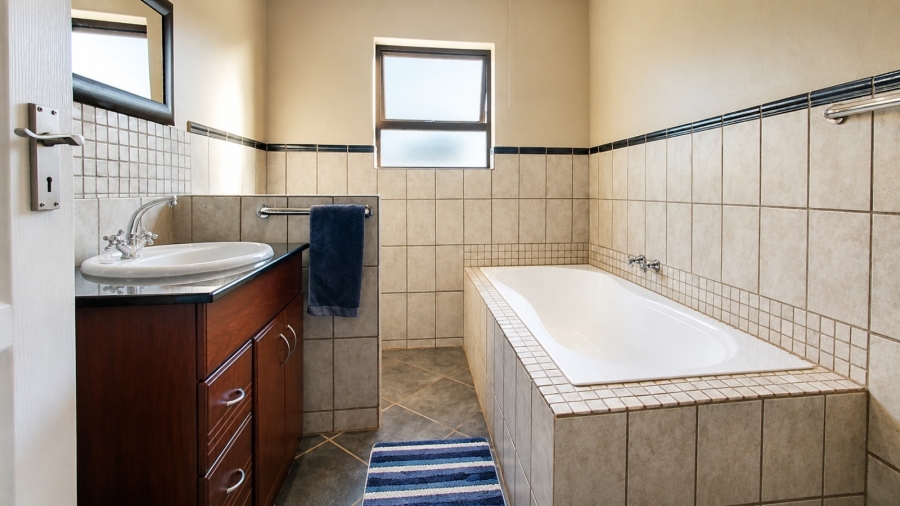4 Bedroom Property for Sale in Cashan North West